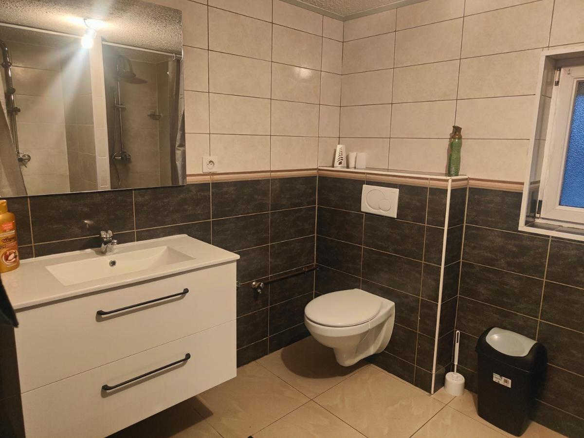 Chambre Climatisee Et Cosy Auberge Du Manala Hotel 24 24 Сен-Луи Екстериор снимка
